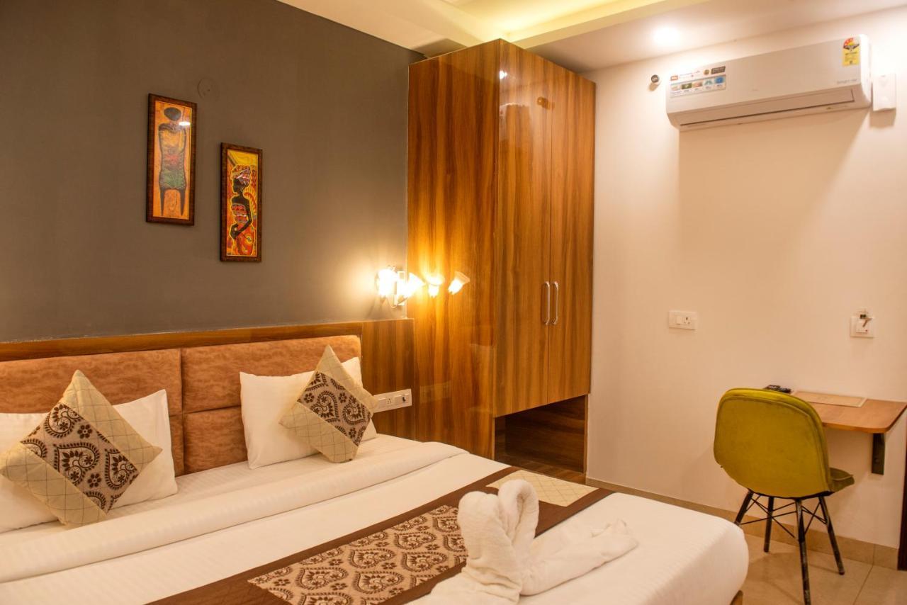 Posh Residency Huda City Center Гургаон Экстерьер фото